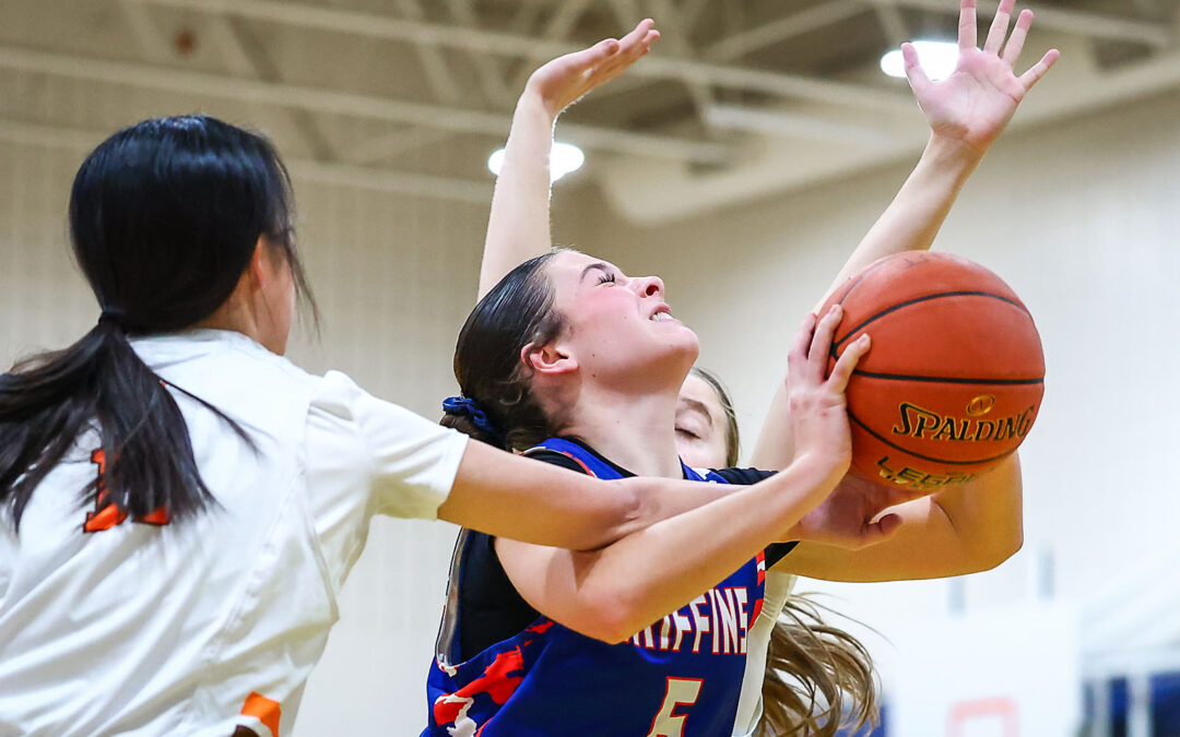 HIGH SCHOOL BASKETBALL